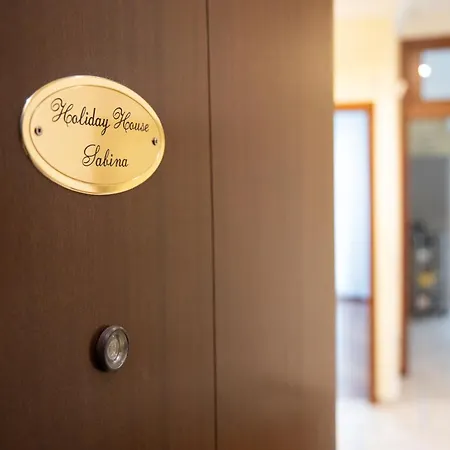 House Sabina 아파트